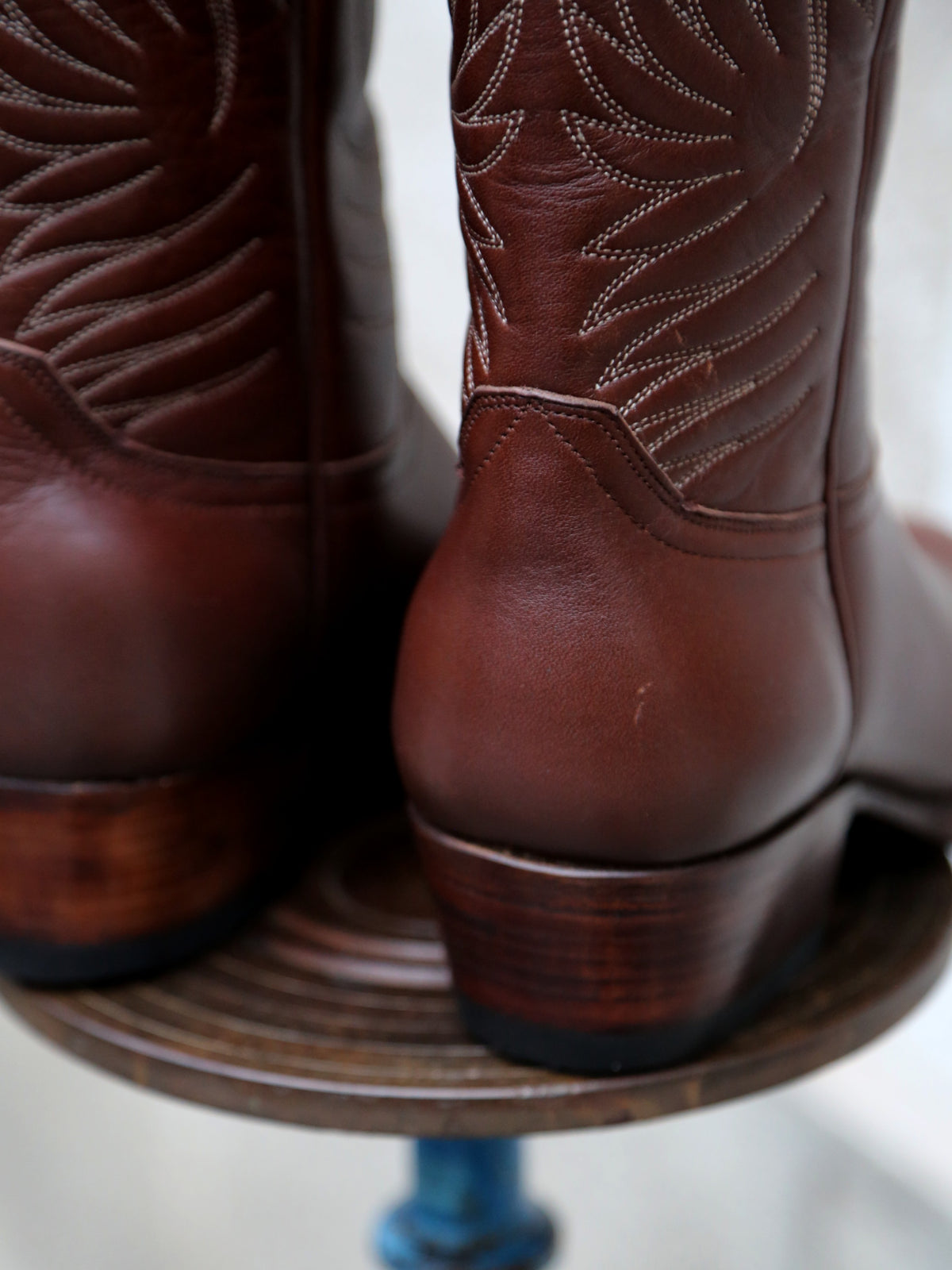 Unmarked Durango Boots V2 – Brown (for Woman)