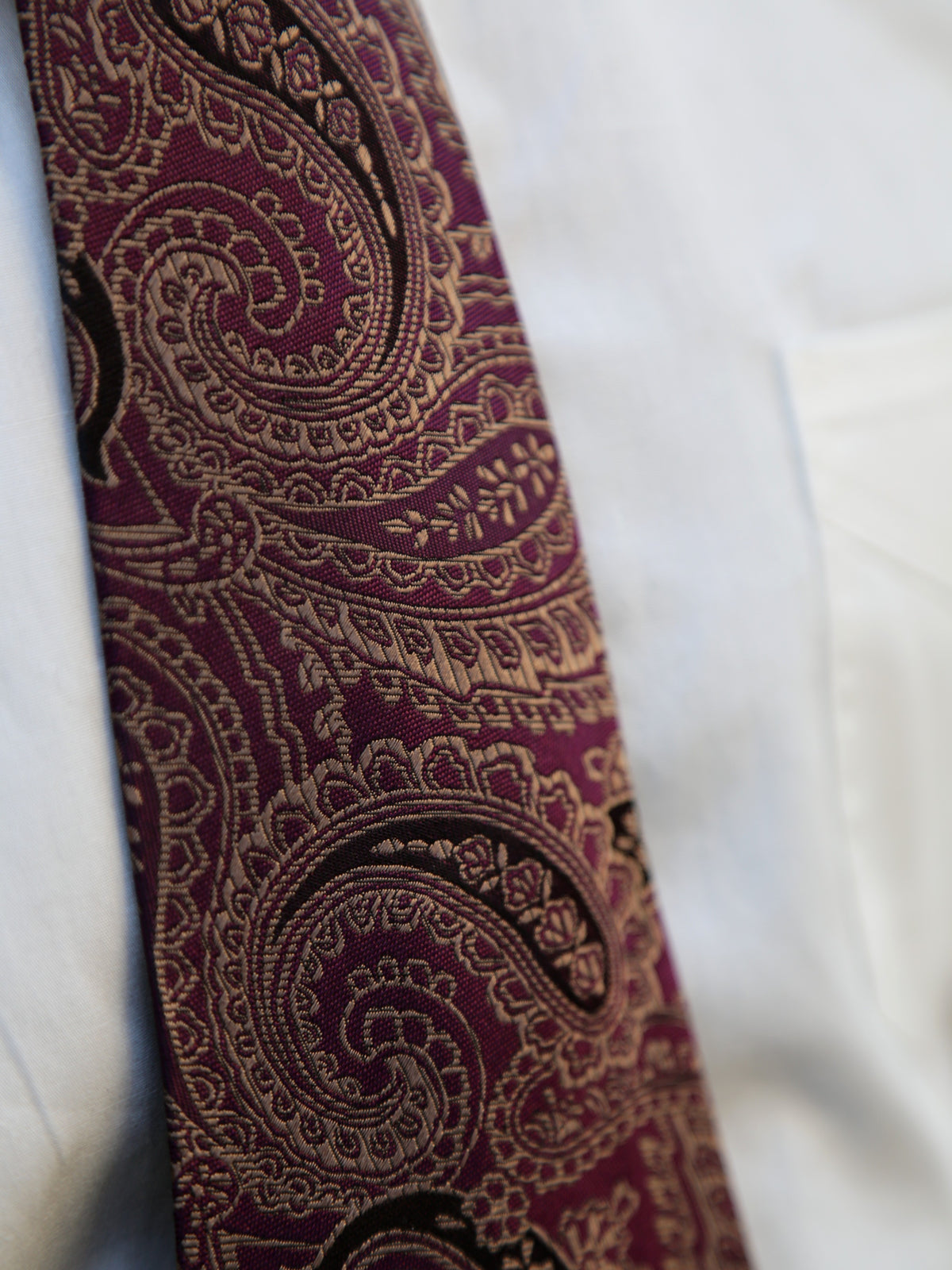 Black Sign Paisley Figures Neck Tie – Krug