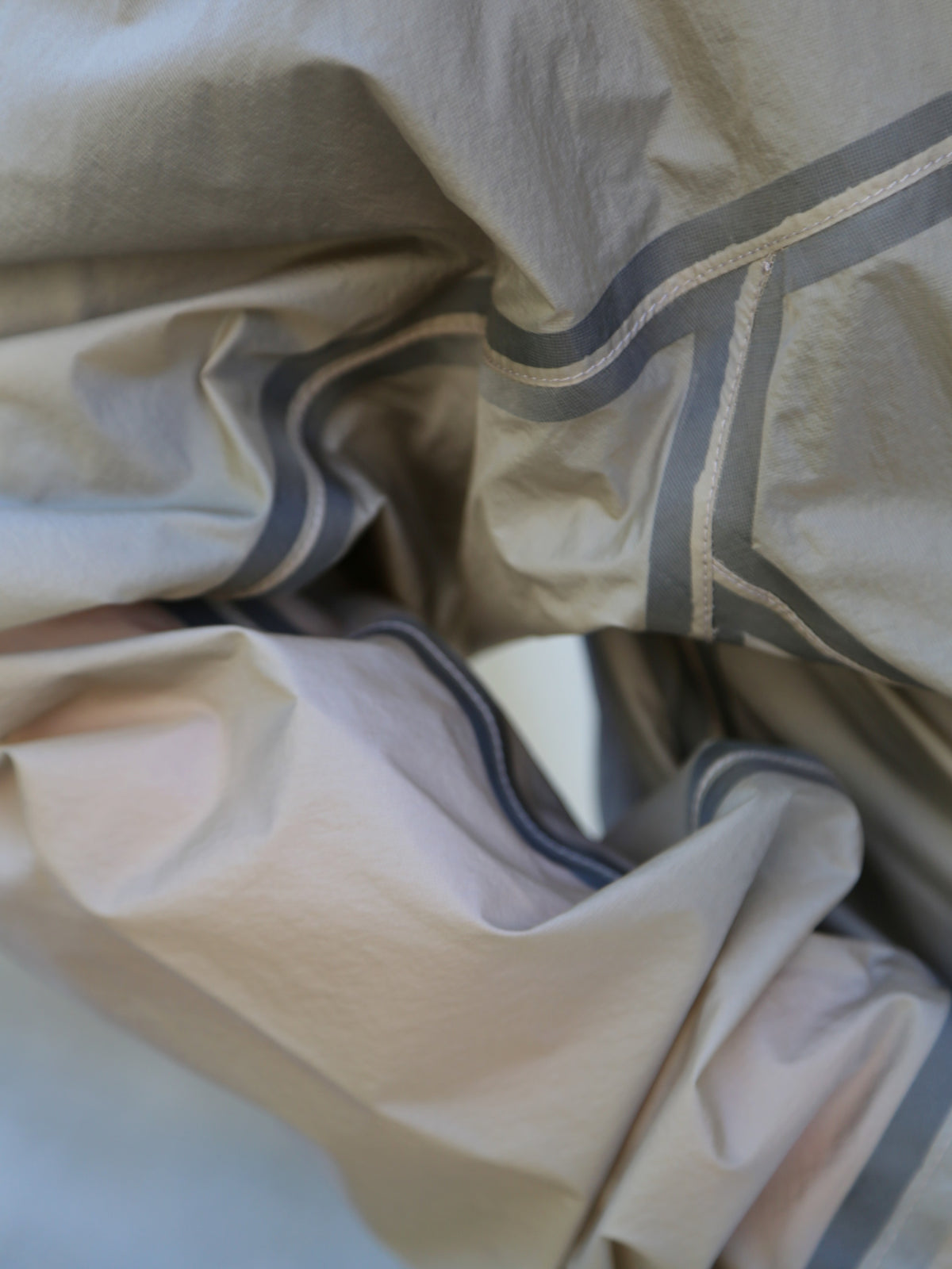 Ten C Wind Combo Bonded Shirt – Pale Taupe (22CTCUC11055)