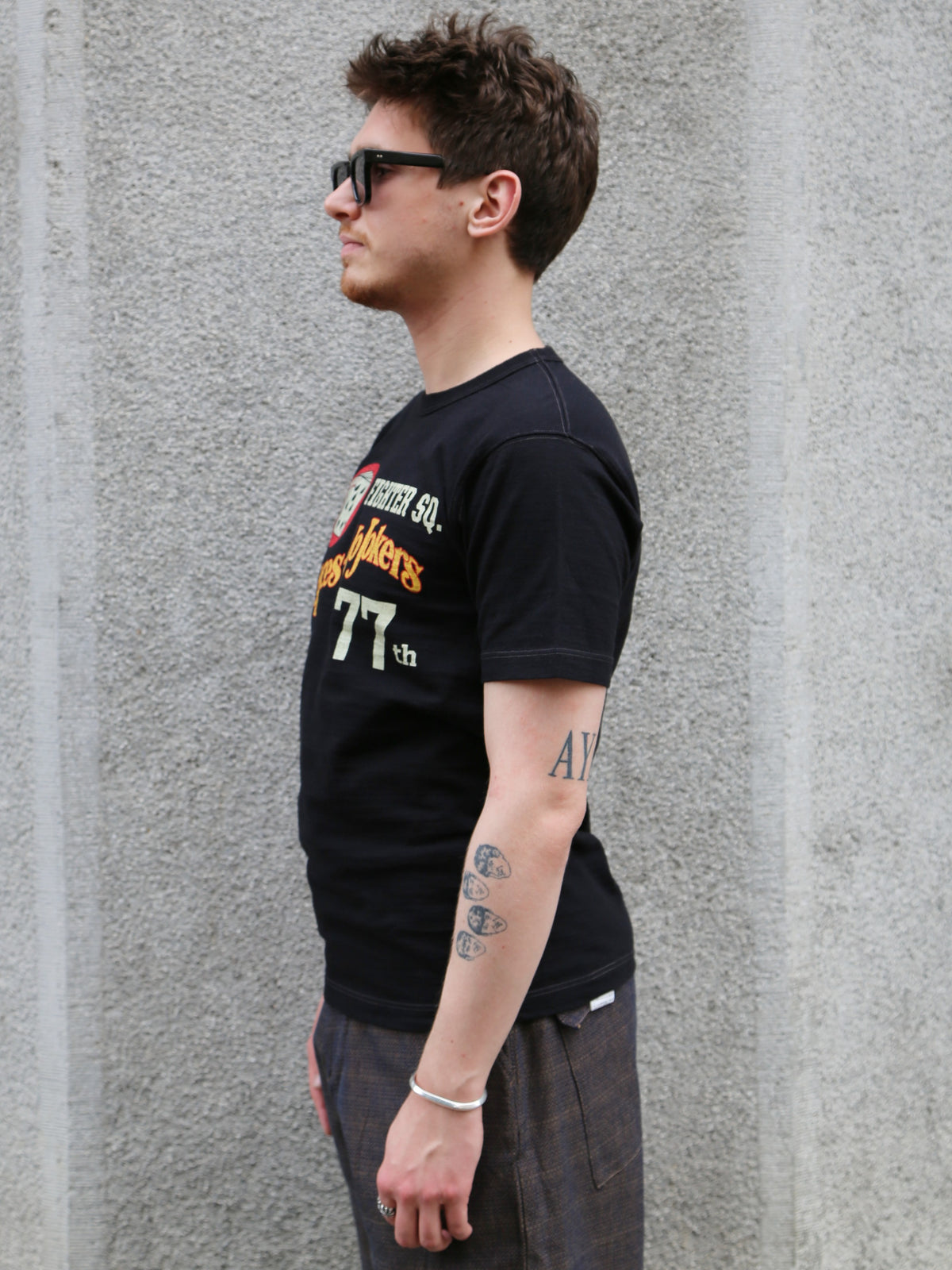 Buzz Rickson's Slub Yarn T-Shirt 77th Fighter Sq. – Black (BR79728-119)