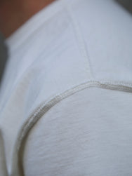 Studio d'Artisan Suvin Gold T-Shirt – White (8173)