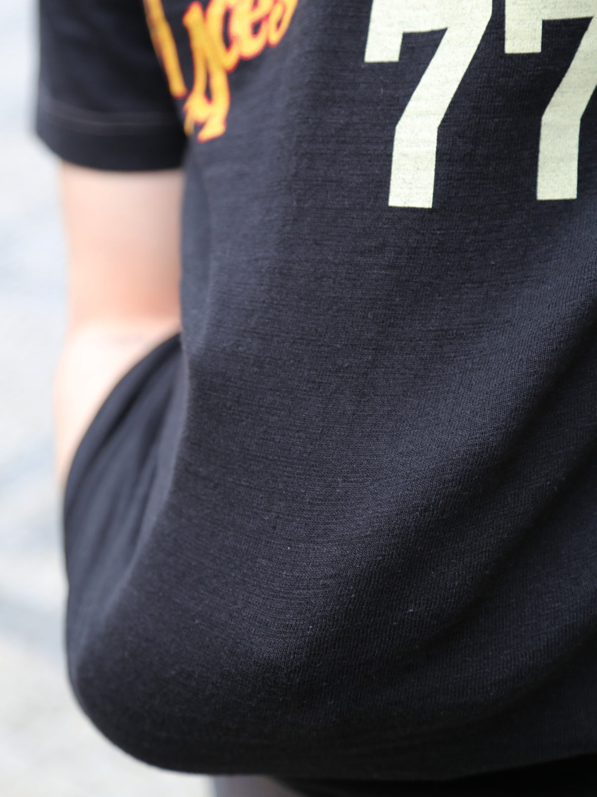Buzz Rickson's Slub Yarn T-Shirt 77th Fighter Sq. – Black (BR79728-119)