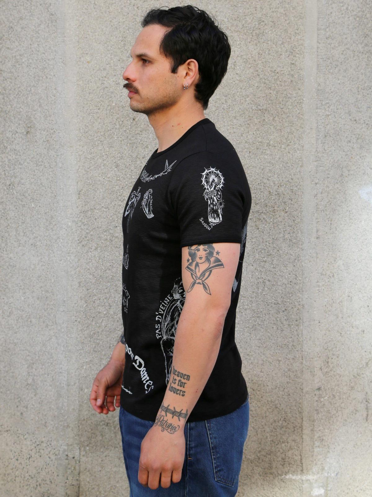 Fleurs de Bagne Tricot „Le Vice Dans Le Peau“ – Charcoal (FDB-TSSH-VICE-920)