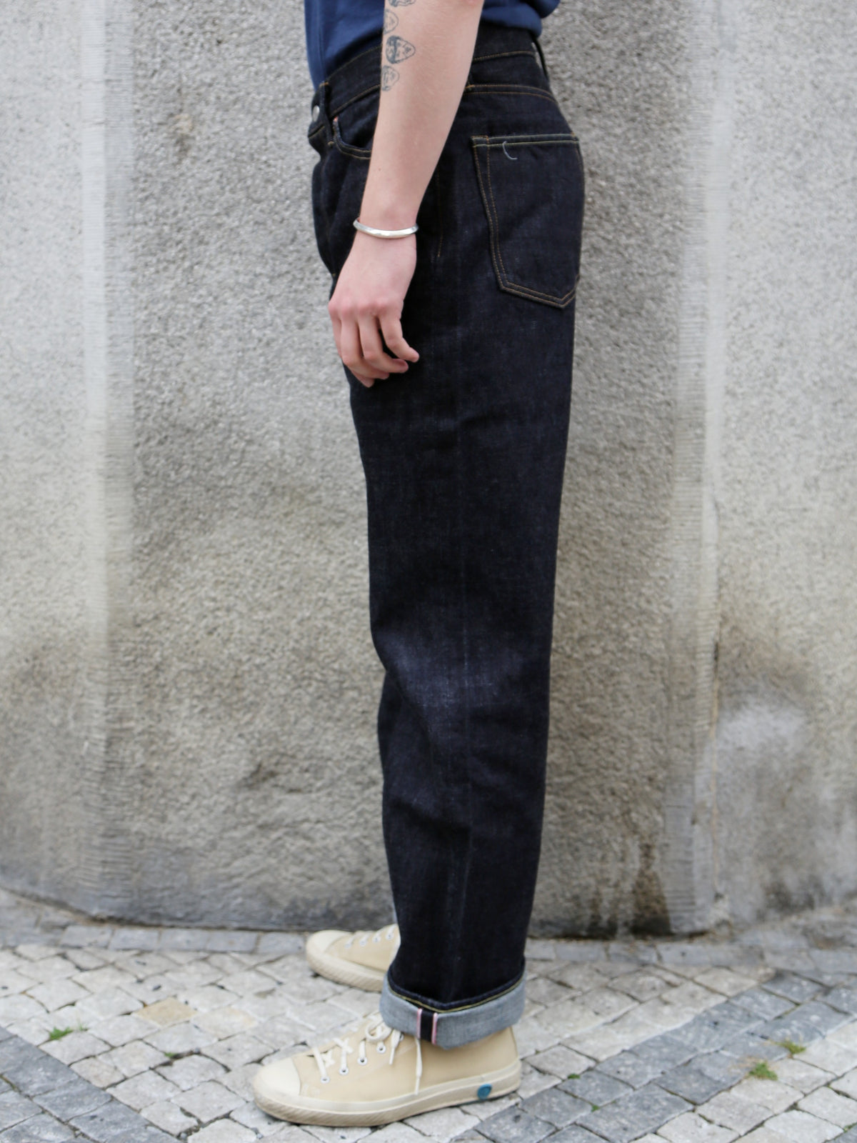 Momotaro 15.7oz #100 Classic Straight Jeans – Black (MMJB0101)