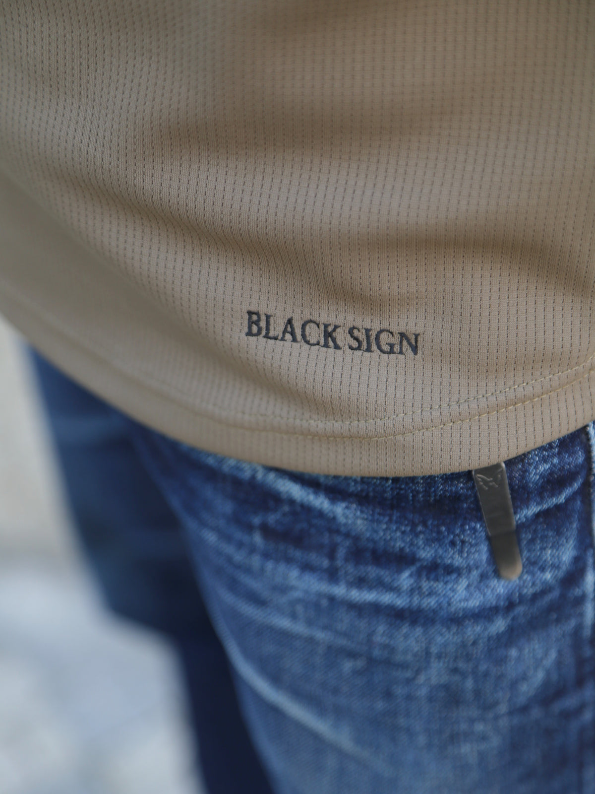 Black Sign High Spec U-Neck Sportswear – Silky Olive (BSSN-21305)