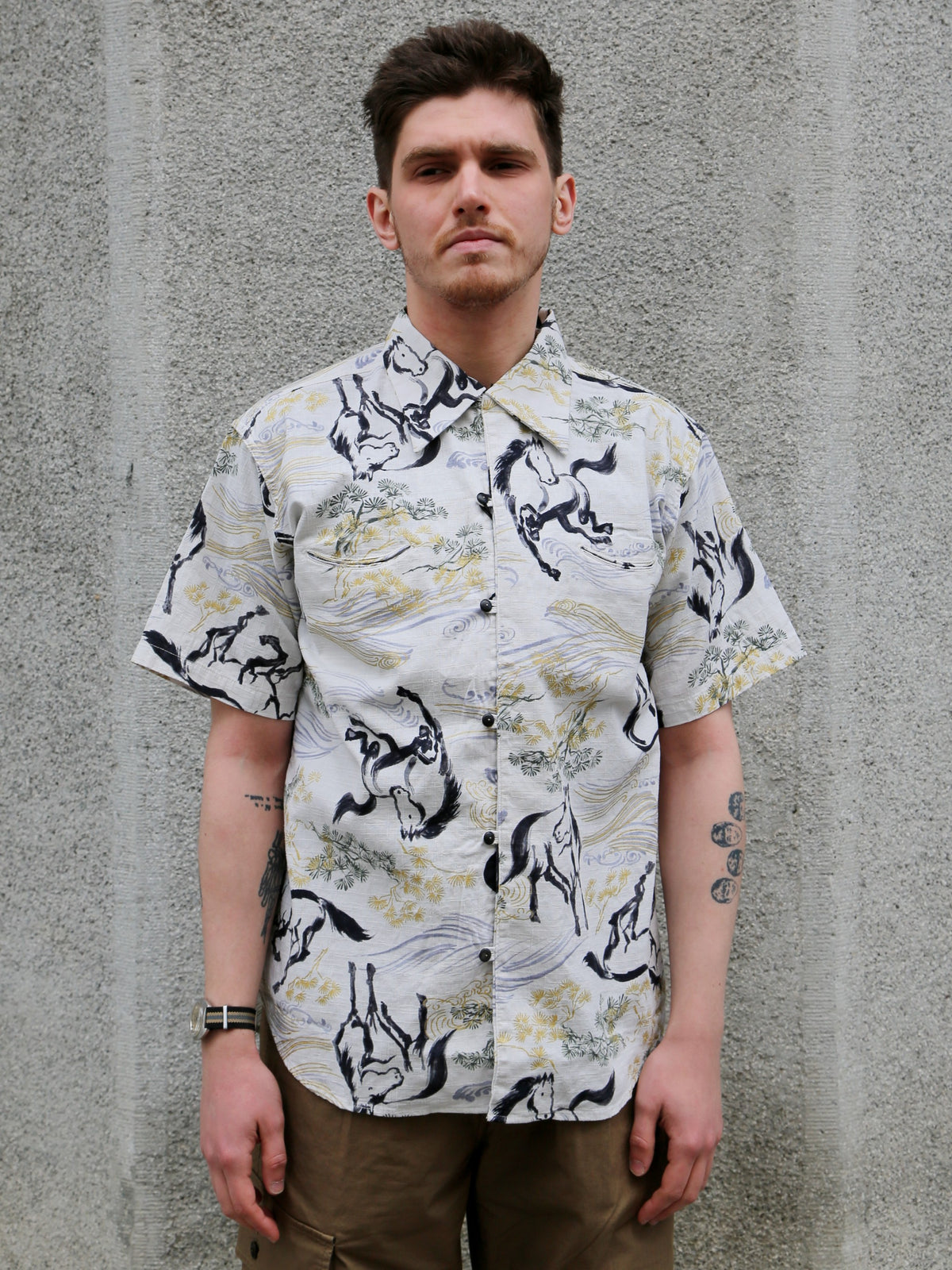 Black Sign “Raging Horse” Geronimo Shirt – Salt White (BSSL-26106)