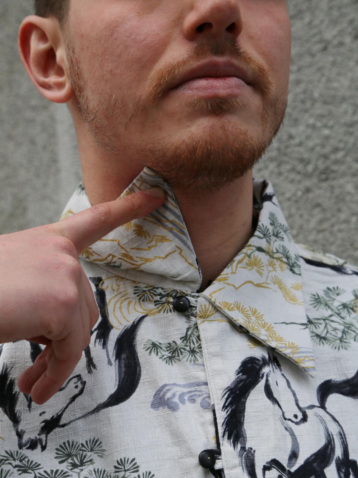 Black Sign “Raging Horse” Geronimo Shirt – Salt White (BSSL-26106)