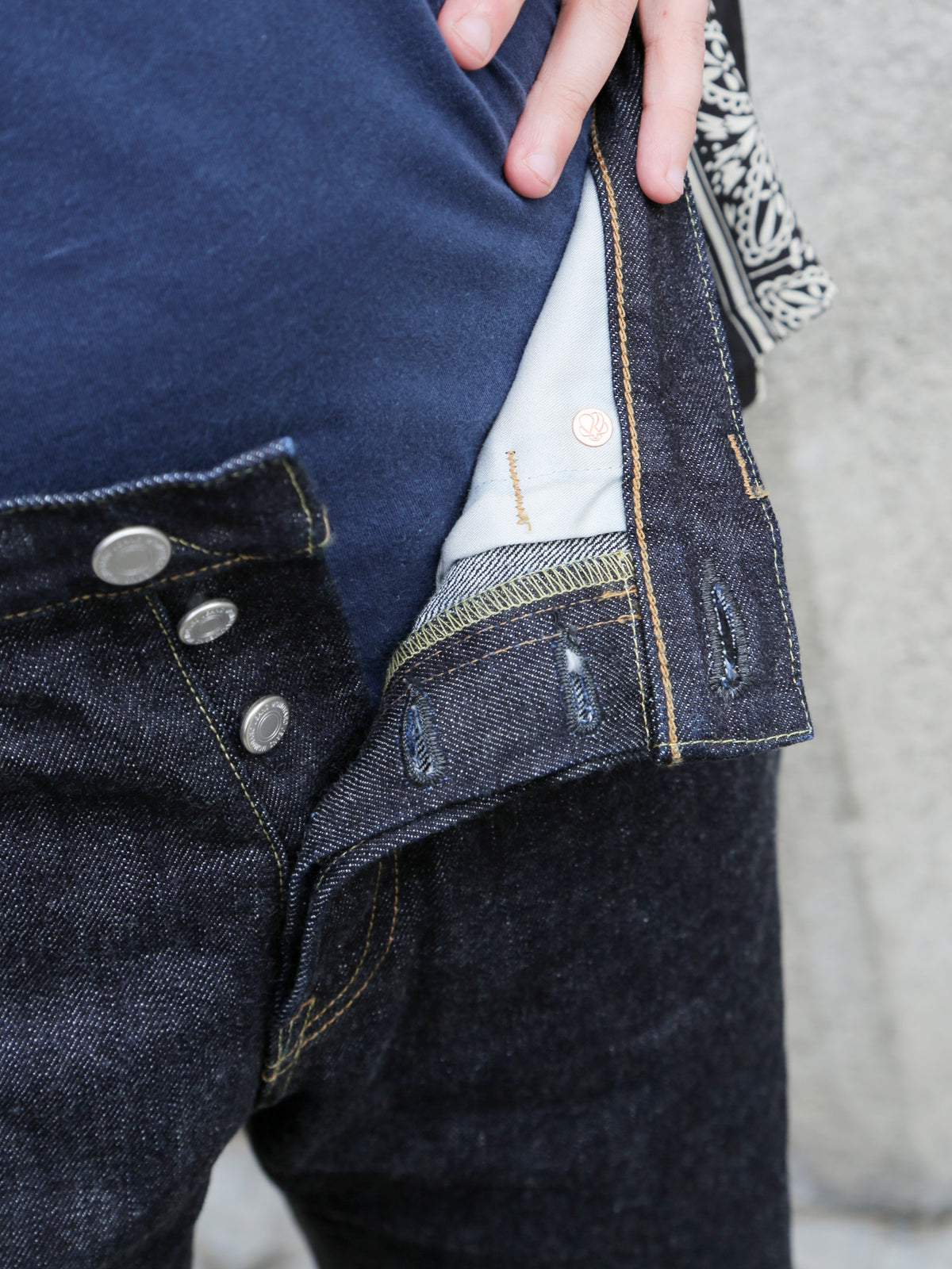 Momotaro 15.7oz #100 Classic Straight Jeans – Black (MMJB0101)