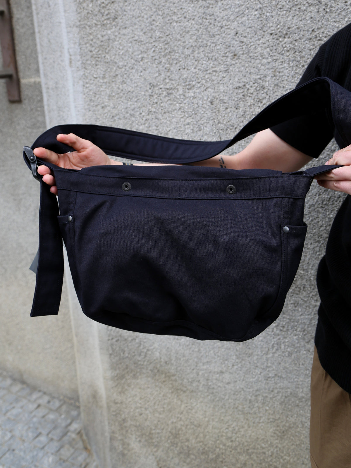 Black Sign Chronicle Bag – Mud Black (BSSA-26601)