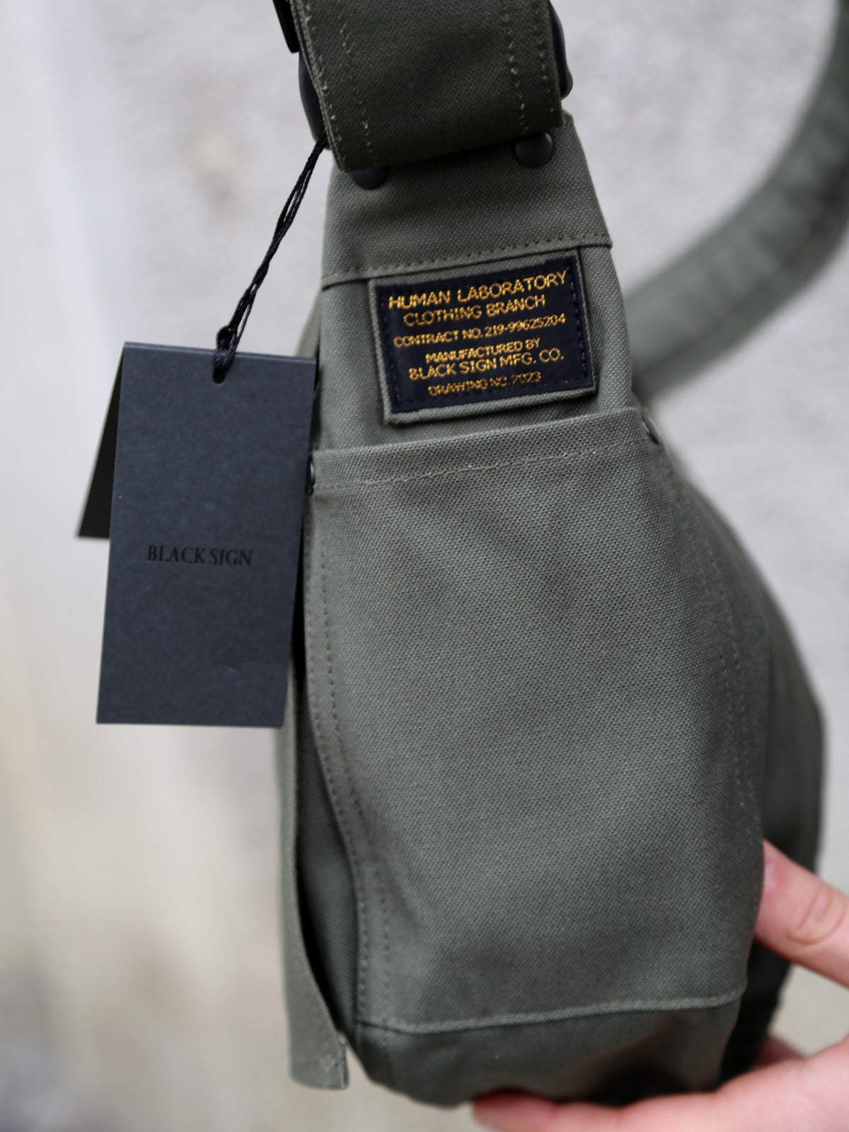Black Sign Chronicle Bag – Field Green (BSSA-26601)