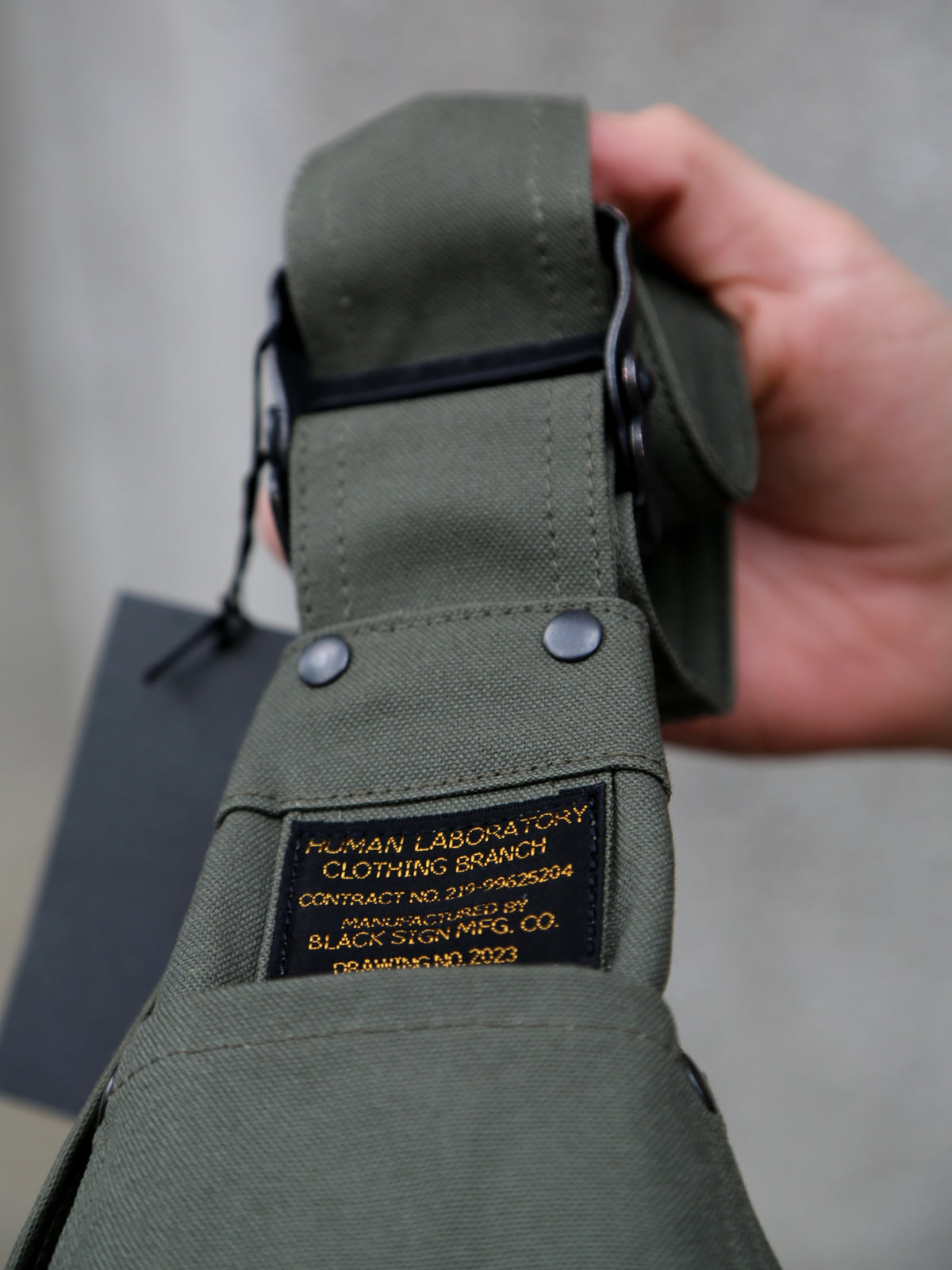 Black Sign Chronicle Bag – Field Green (BSSA-26601)