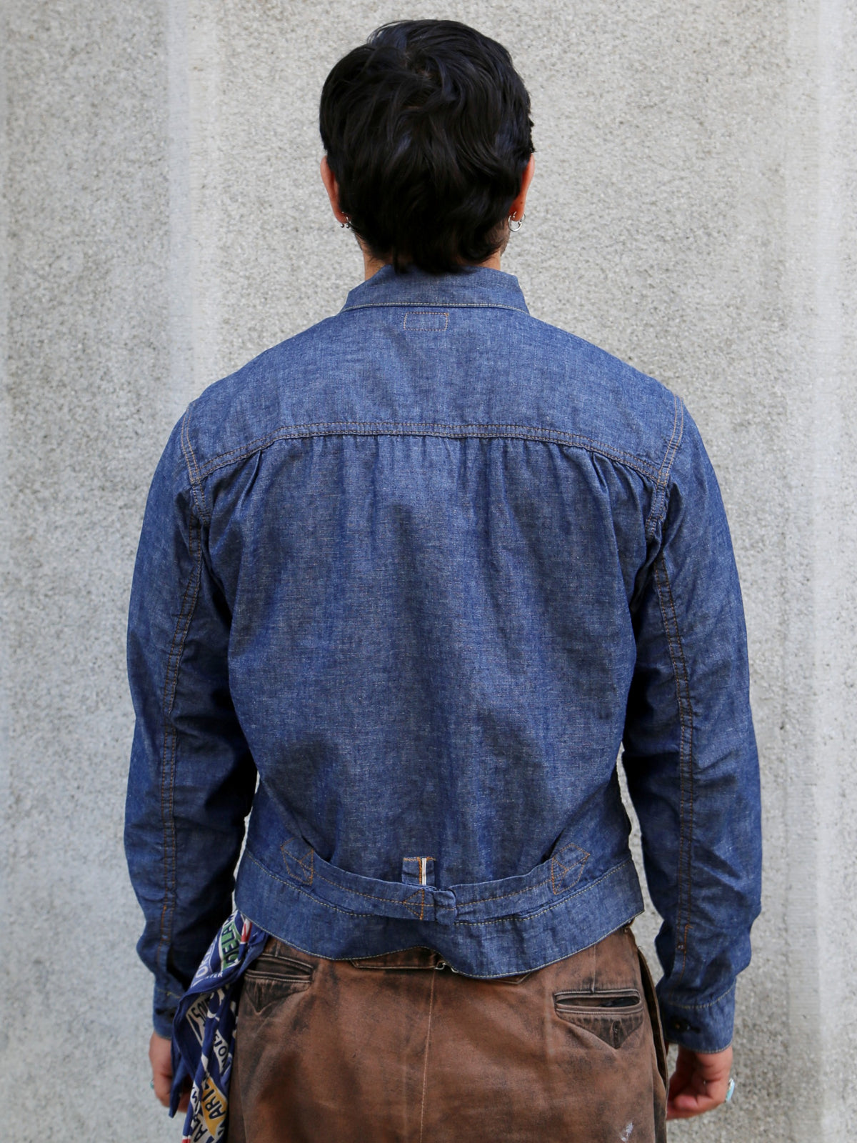Black Sign 5.5oz Selvage Chambray Pleats Jacket – Indigo Chambray (BSSJ-26407)