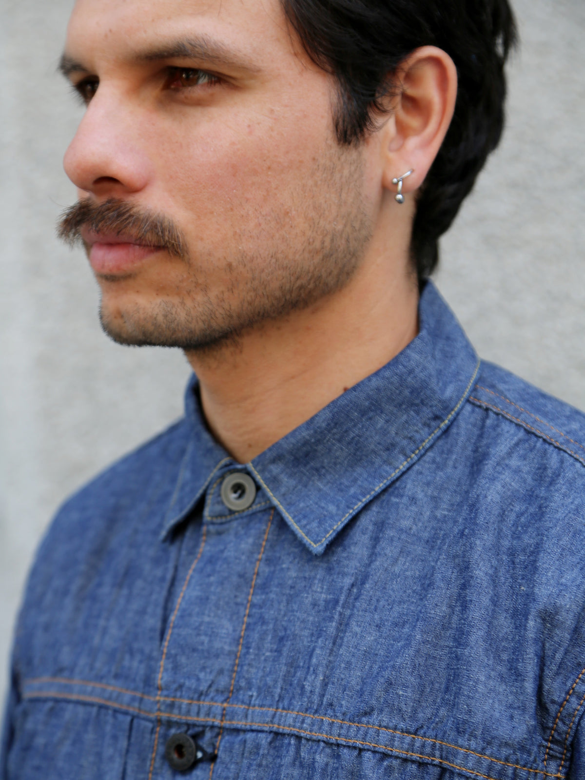 Black Sign 5.5oz Selvage Chambray Pleats Jacket – Indigo Chambray (BSSJ-26407)