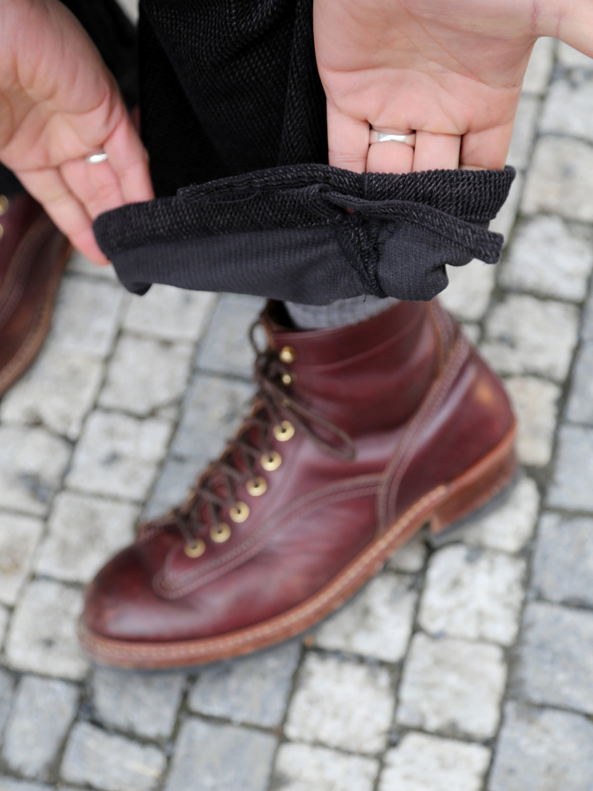 Black Sign Ripple Cord Field Trousers – Charcoal Black (BSFP-25510)