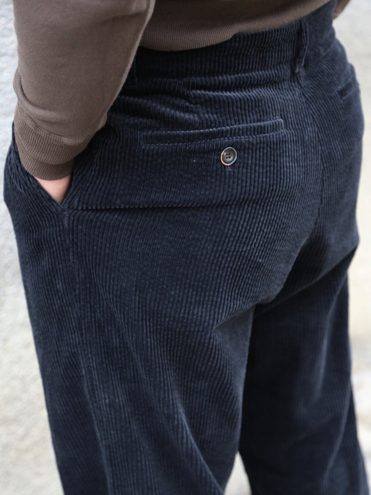 Hansen Garments Sune Classic Pleated Trousers – Dusty Black (30-35-2)