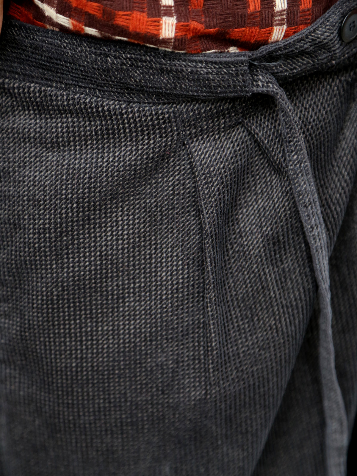 Black Sign Ripple Cord Field Trousers – Charcoal Black (BSFP-25510)