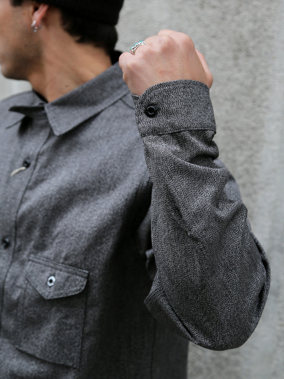 The Real McCOY's 8HU Cigarette Pocket Mock-Twist Chambray Work Shirt – Black (MS25109-030)