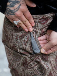 Black Sign Slant Cord Paisley Harbor Trousers – Sand Beige x Bordeaux (BSFP-25509)