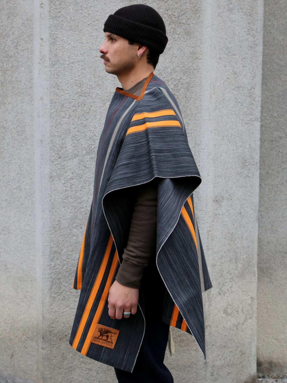 Indigofera Poncho Japanese Cotton/Wool – Grey/Orange/Wine
