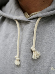 Nudie Jeans Gunde Logo Hoodie – Greymelange (150600)