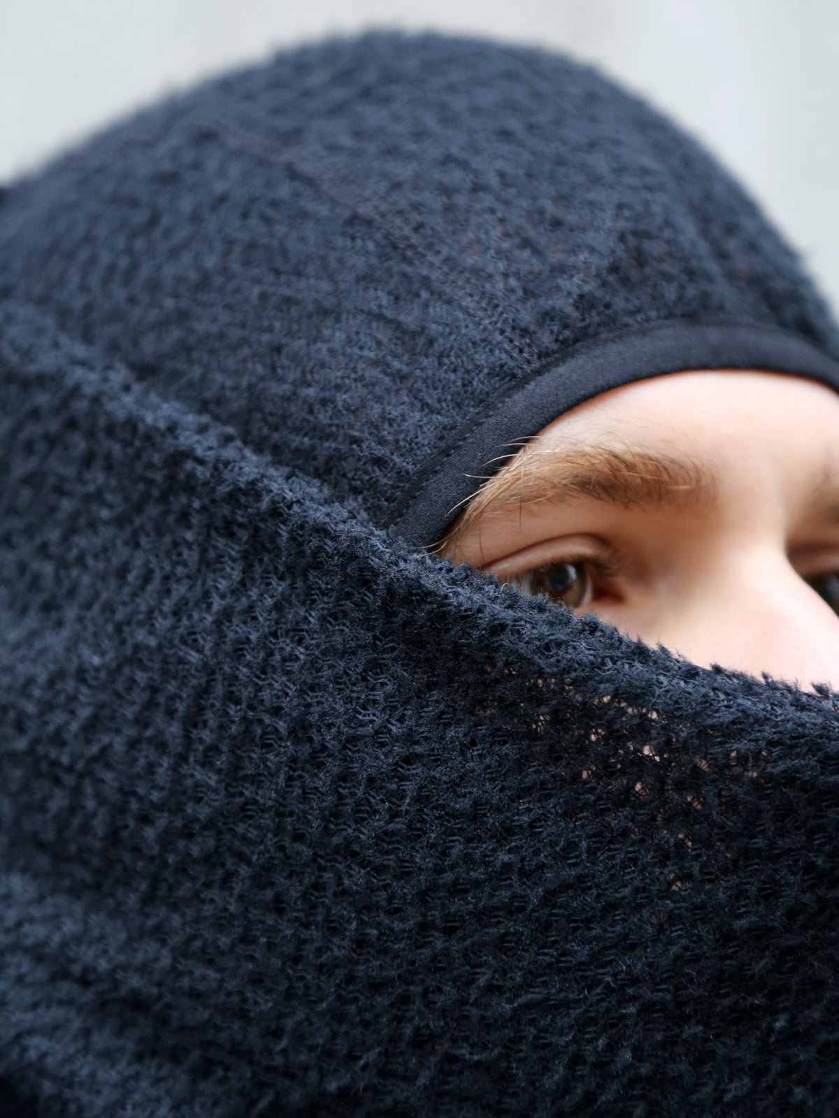 Tilak Alpha Neckwarmer – Black