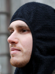 Tilak Alpha Neckwarmer – Black