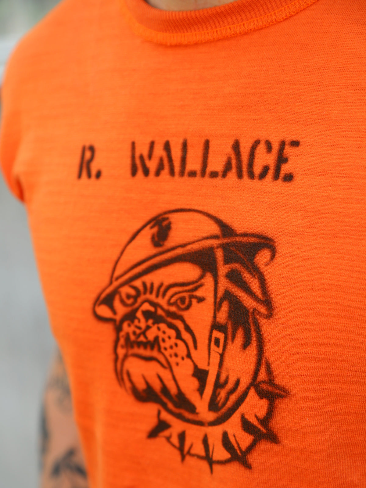 The Real McCOY's Athletic T-Shirt Devil Dog Stencil – Orange (MC26031-070)
