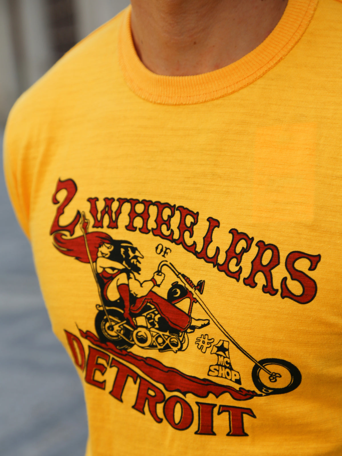 The Real McCOY's Athletic T-Shirt 2-Wheelers Of Detroit – Yellow (BC26009-060)