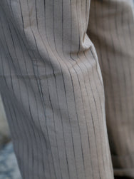 Hansen Garments KELD Straight Cut Trousers – Beige Herringbone Pin (31-57-5)