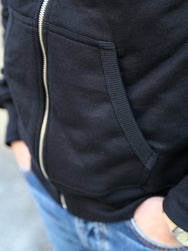 Nudie Jeans Gunde Logo Zip Hoodie – Black (150601)