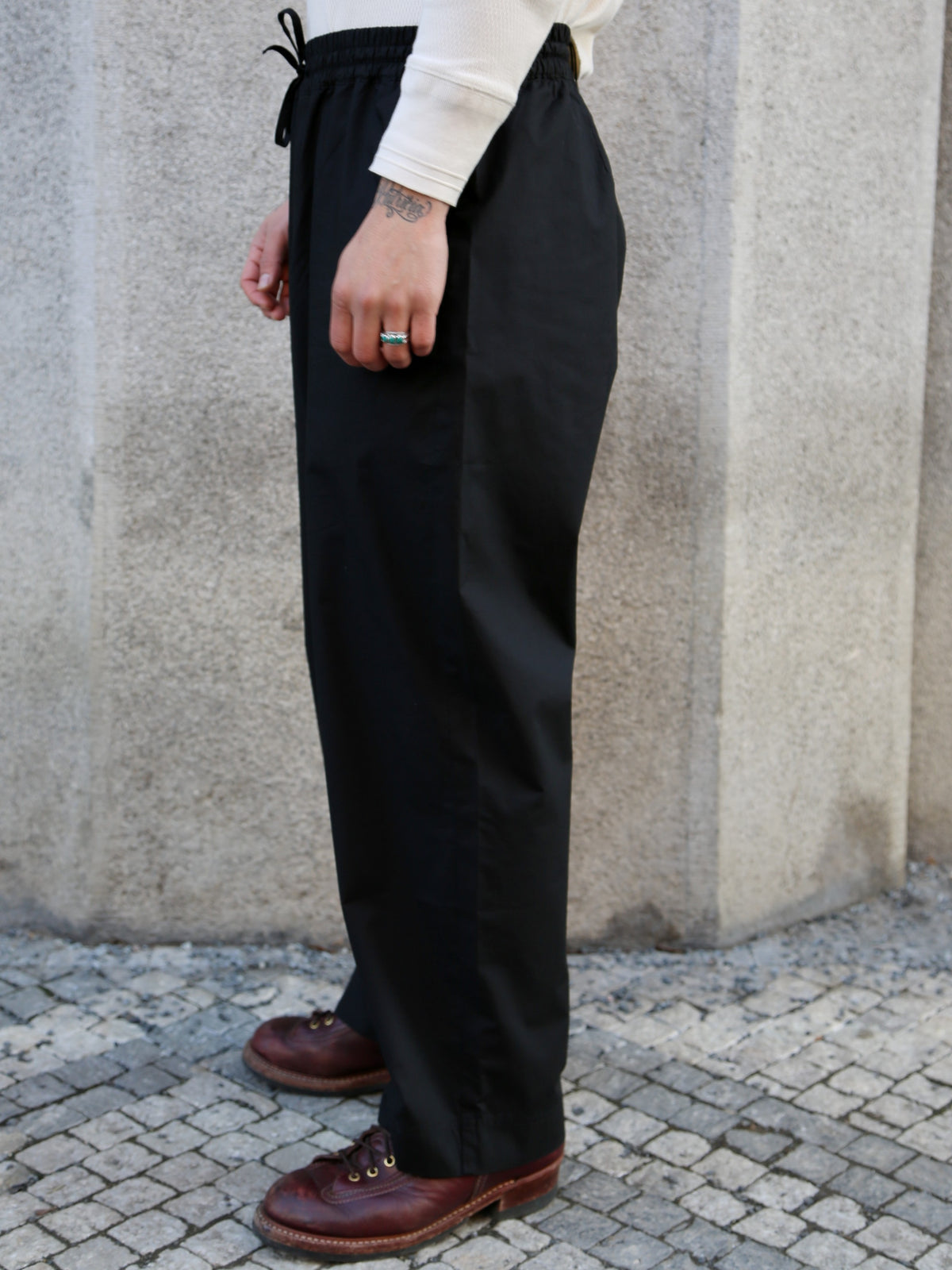 Hansen Garments EMIR Loose Drawstring Pants – Black Parachute (31-64-2)