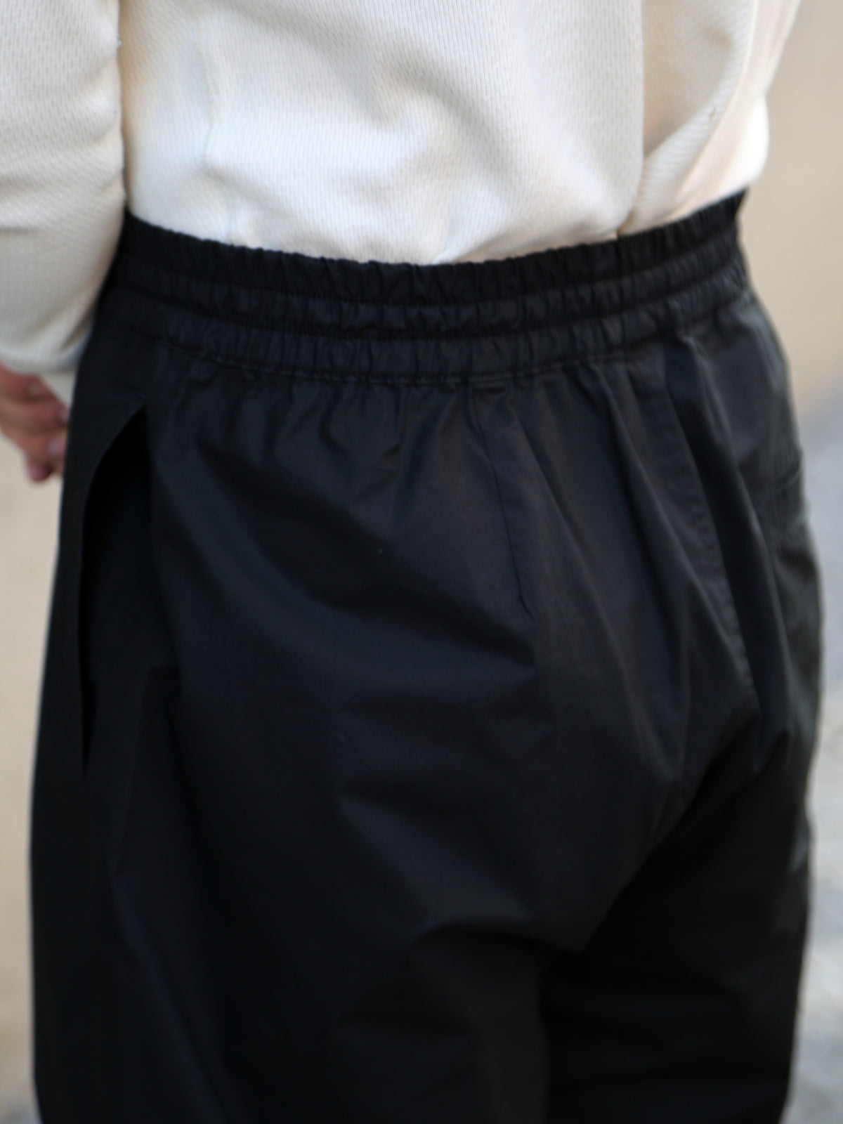 Hansen Garments EMIR Loose Drawstring Pants – Black Parachute (31-64-2)