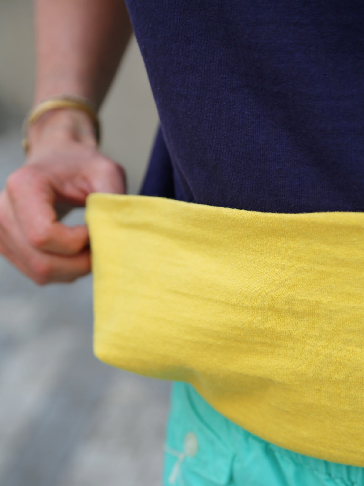 The Real McCOY's U.S.N. Reversible T-Shirt – Navy/Yellow (MC26005-314)