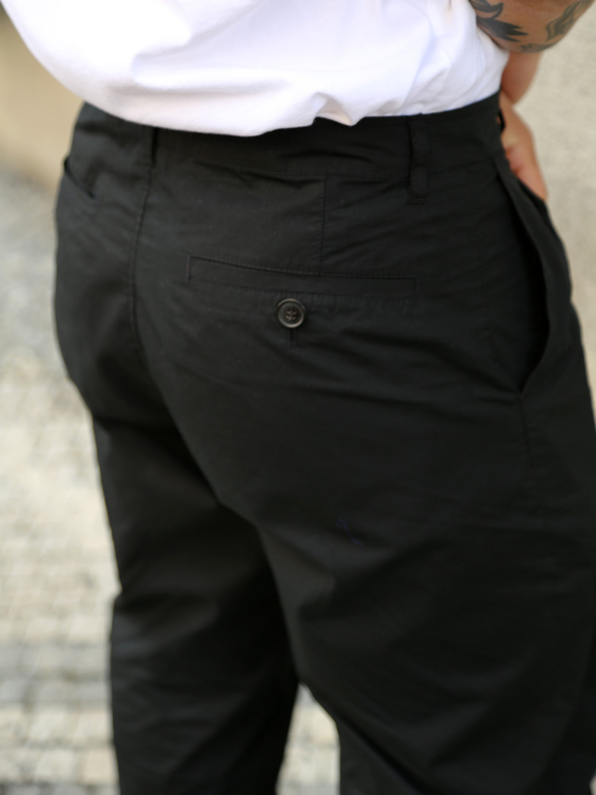 Hansen Garments SUNE Pleated Classic Trousers – Black Parachute (31-64-2)