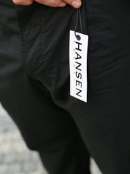 Hansen Garments SUNE Pleated Classic Trousers – Black Parachute (31-64-2)