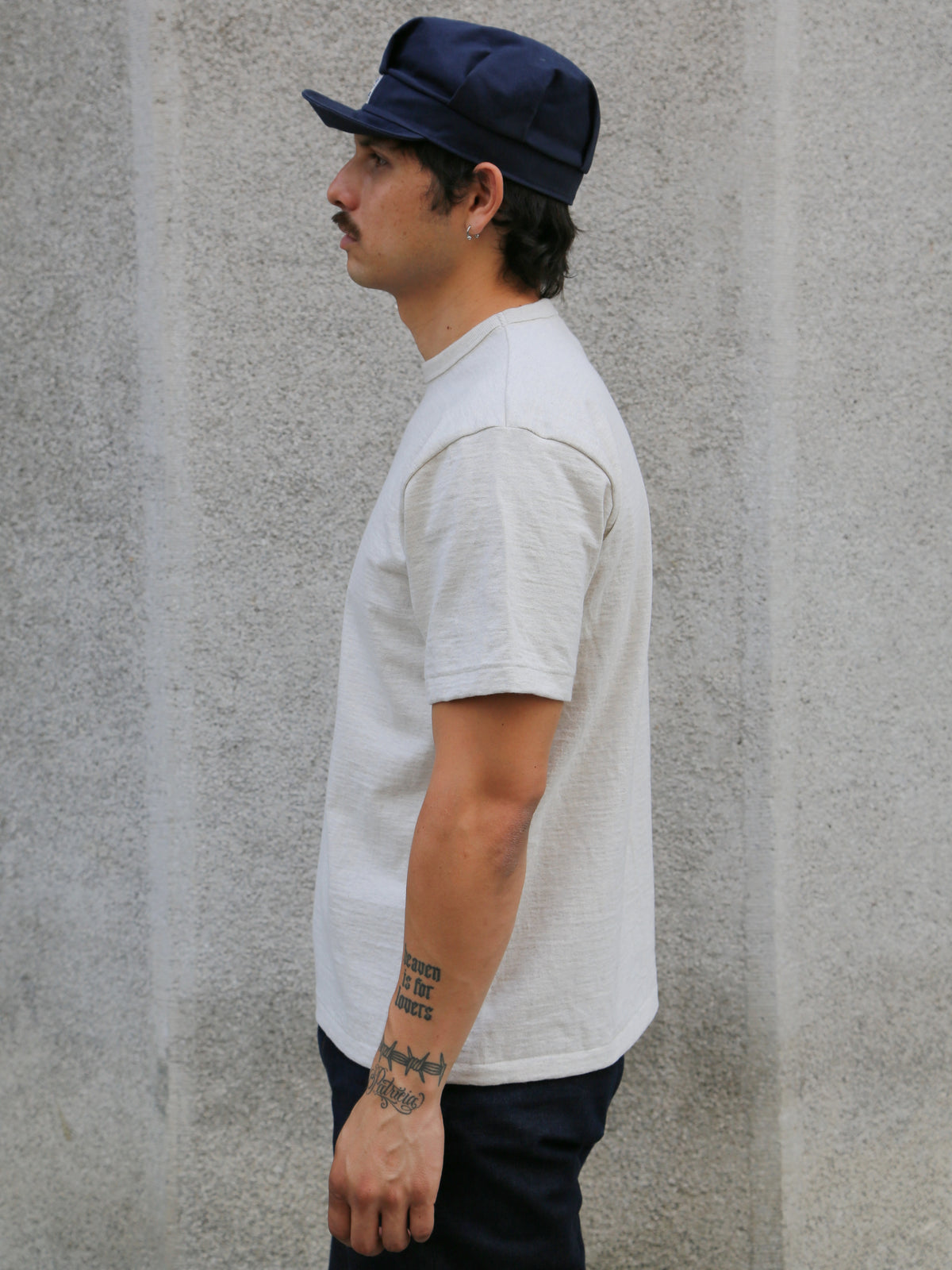 Gladhand Royal S/S T-shirt – Oatmeal (Gladhand R-01)