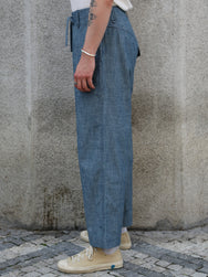 Fleurs de Bagne Le Pantalon “Le Nervi” – Chambray (A-05928)