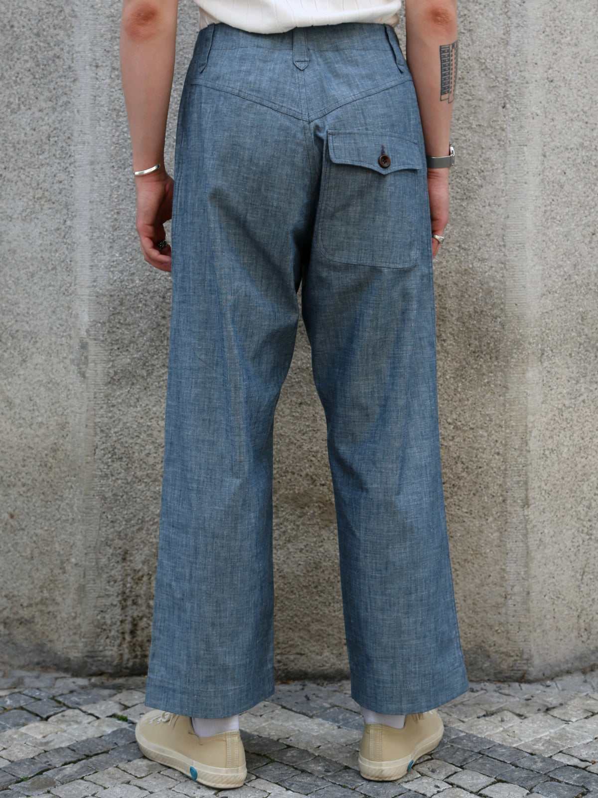 Fleurs de Bagne Le Pantalon “Le Nervi” – Chambray (A-05928)