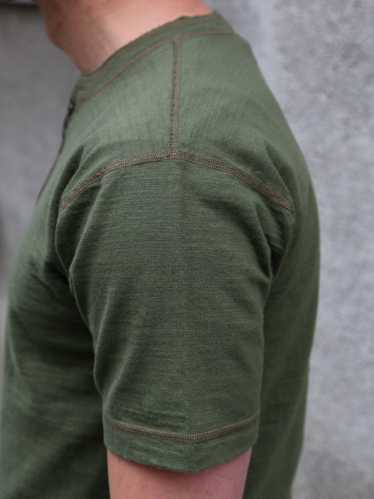 Buzz Ricksons Slub Yarn Henley Neck T-Shirt – Olive (BR79192)