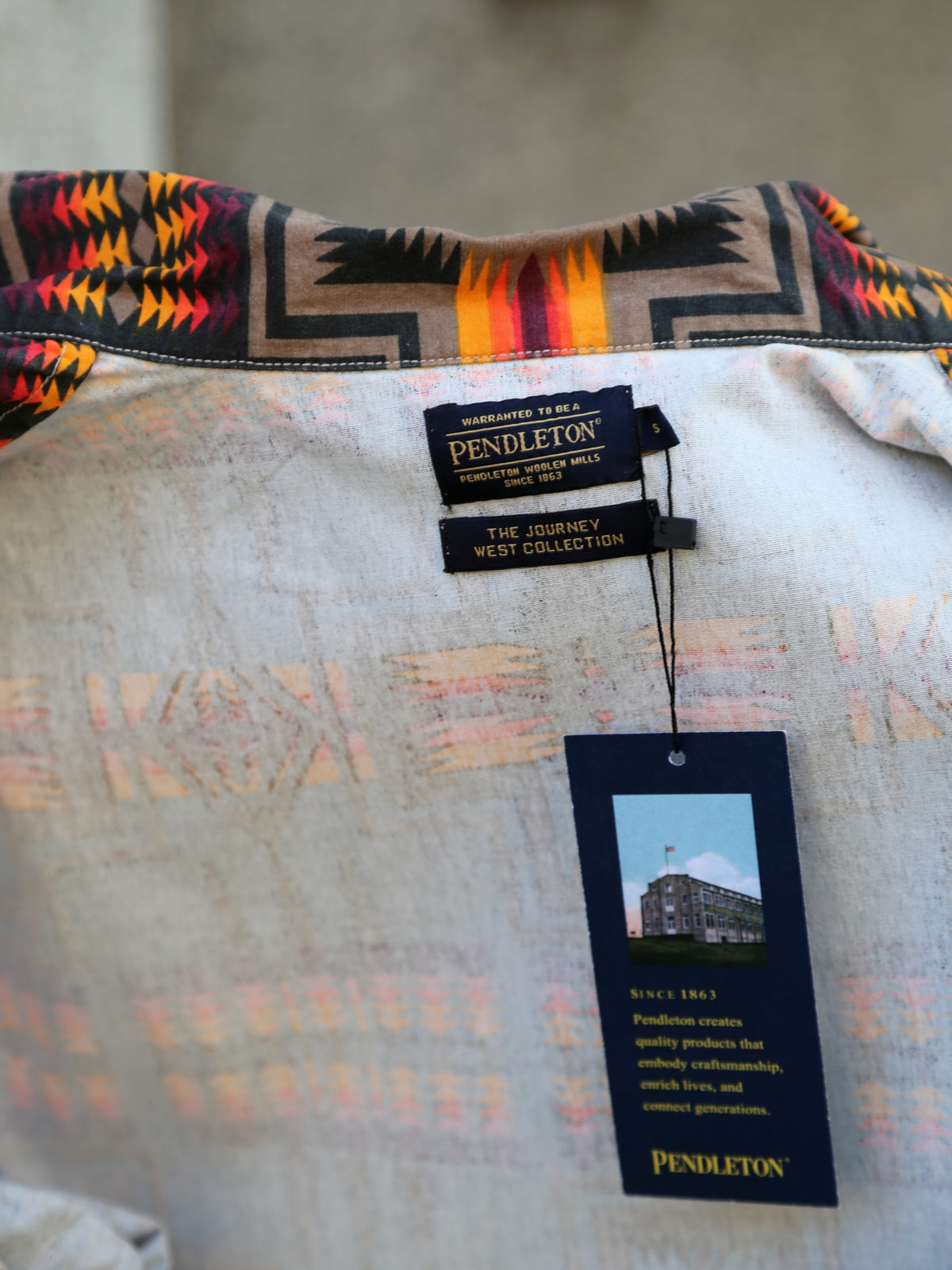Pendleton Vacation Shirt – Harding Black (PNM2601-0407)