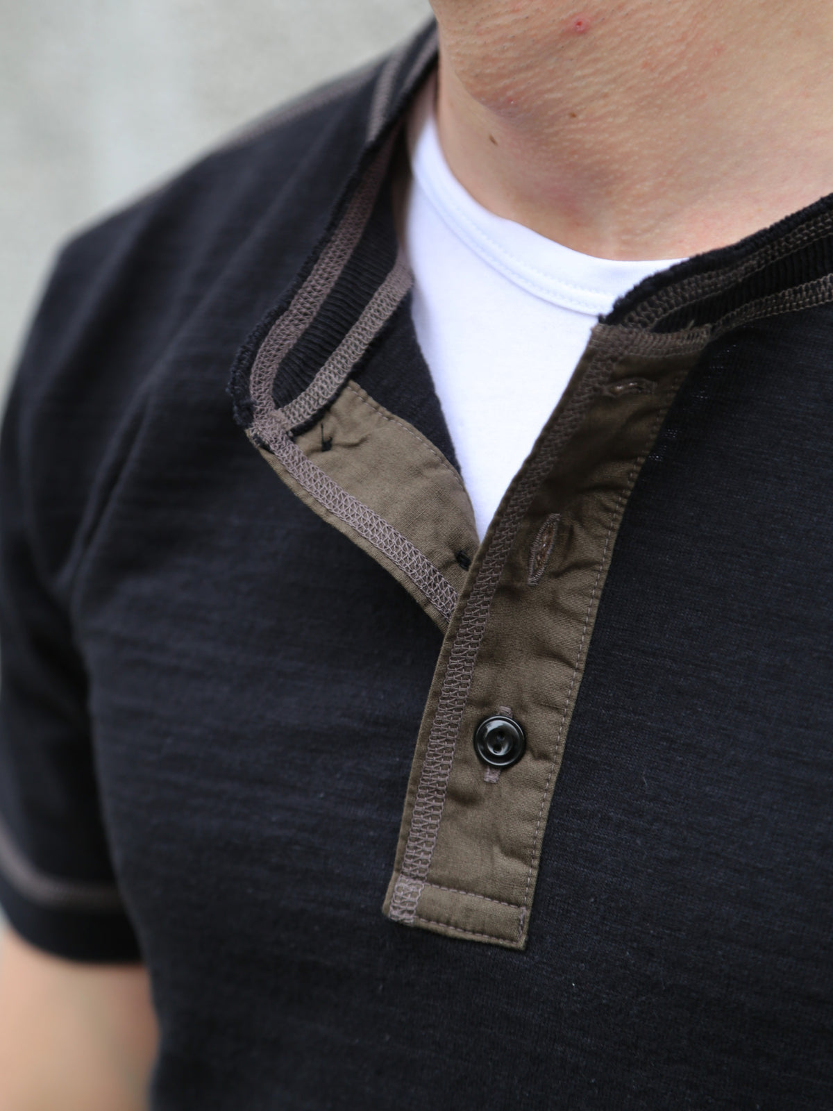 Buzz Ricksons Slub Yarn Henley Neck T-Shirt – Black (BR79192)