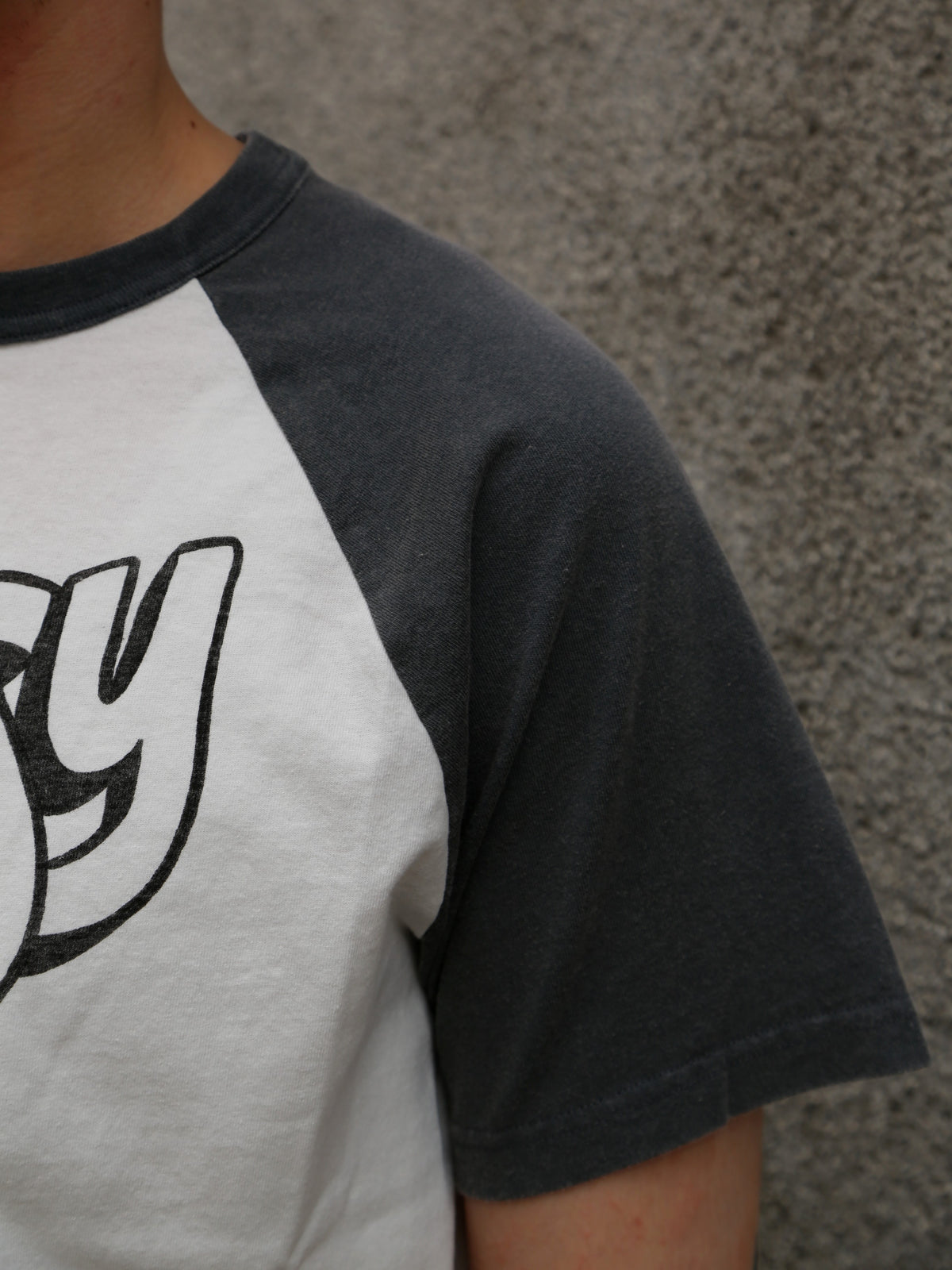 Nudie Jeans Roy Raglan T-Shirt Take It Easy – Offwhite/Black (132006)