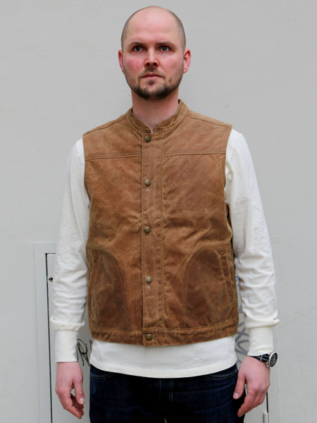 Ginew Wax Vest Facing East Lining – Brown