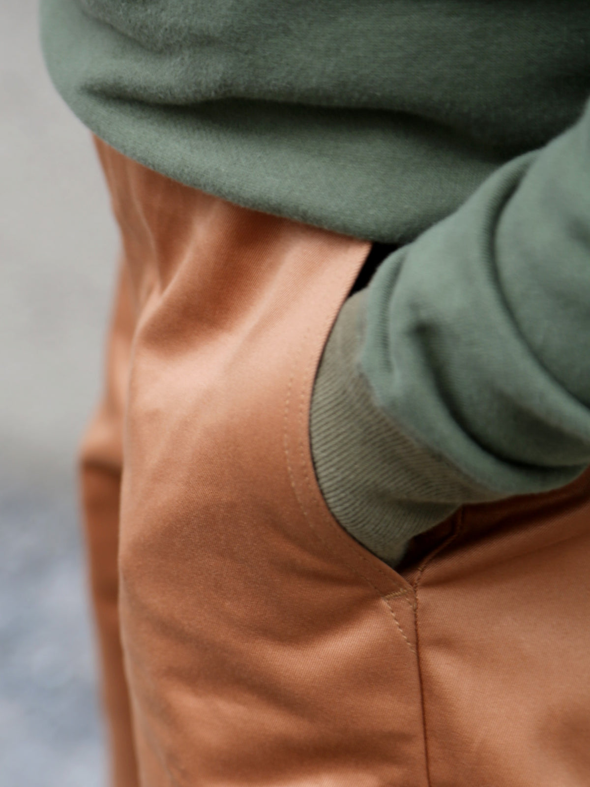 Buzz Rickson's Early Military Chinos Model 1945 – Camel (M43035)