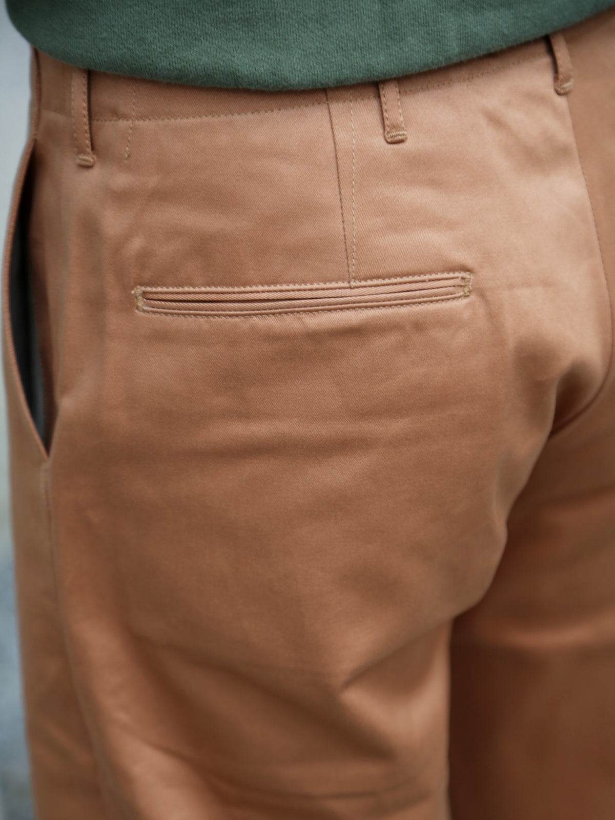 Buzz Rickson's Early Military Chinos Model 1945 – Camel (M43035)