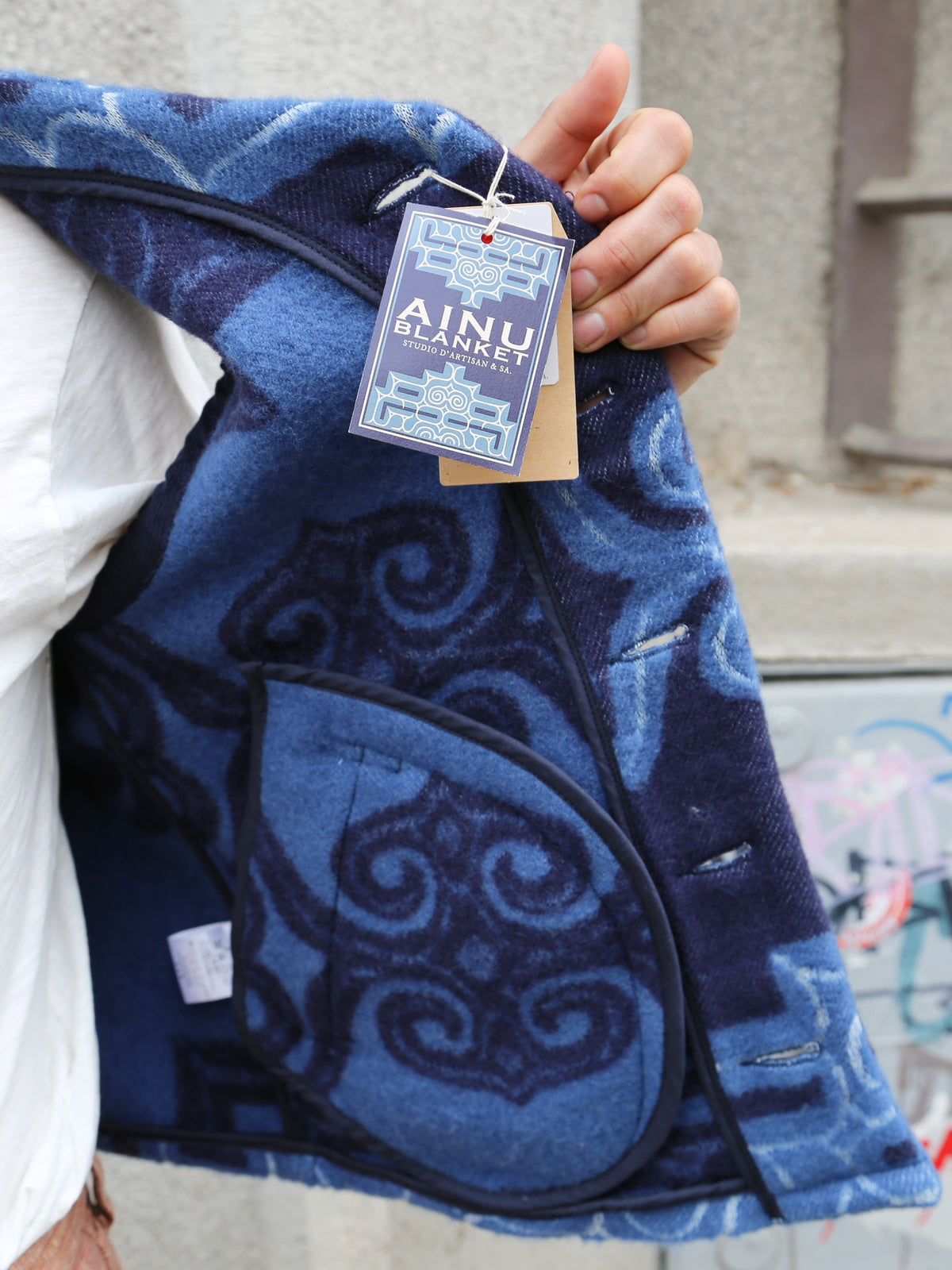 Studio d'Artisan 45th Ainu Blanket Vest – Navy (SP-105)