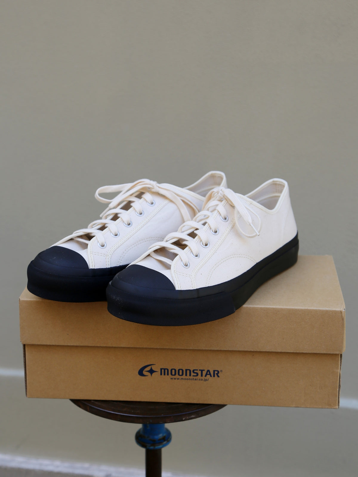 Moonstar Low Trainer Sneakers – Natural/Black
