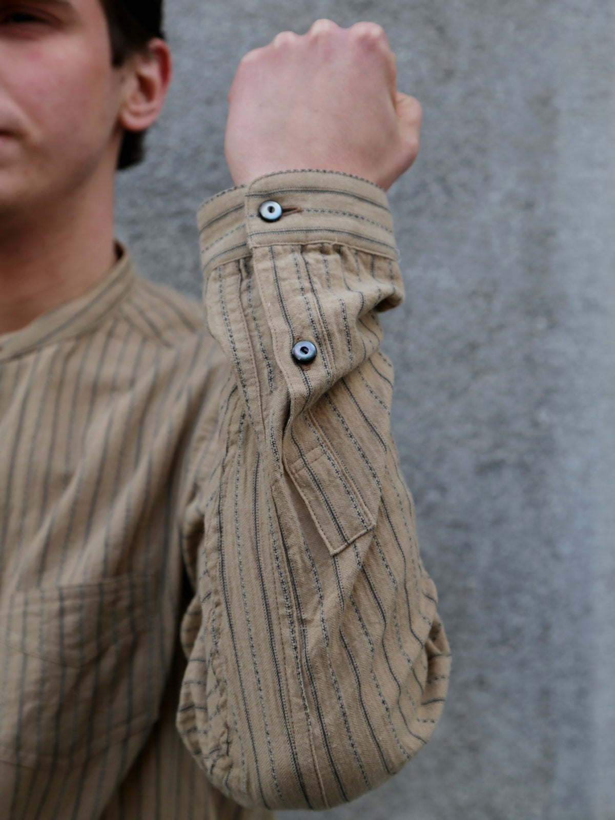 Black Sign Antique Cloth Band Collar Immigrant Shirt – Wheat Beige (BSFL-25107)