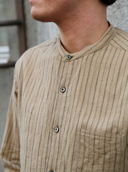 Black Sign Antique Cloth Band Collar Immigrant Shirt – Wheat Beige (BSFL-25107)