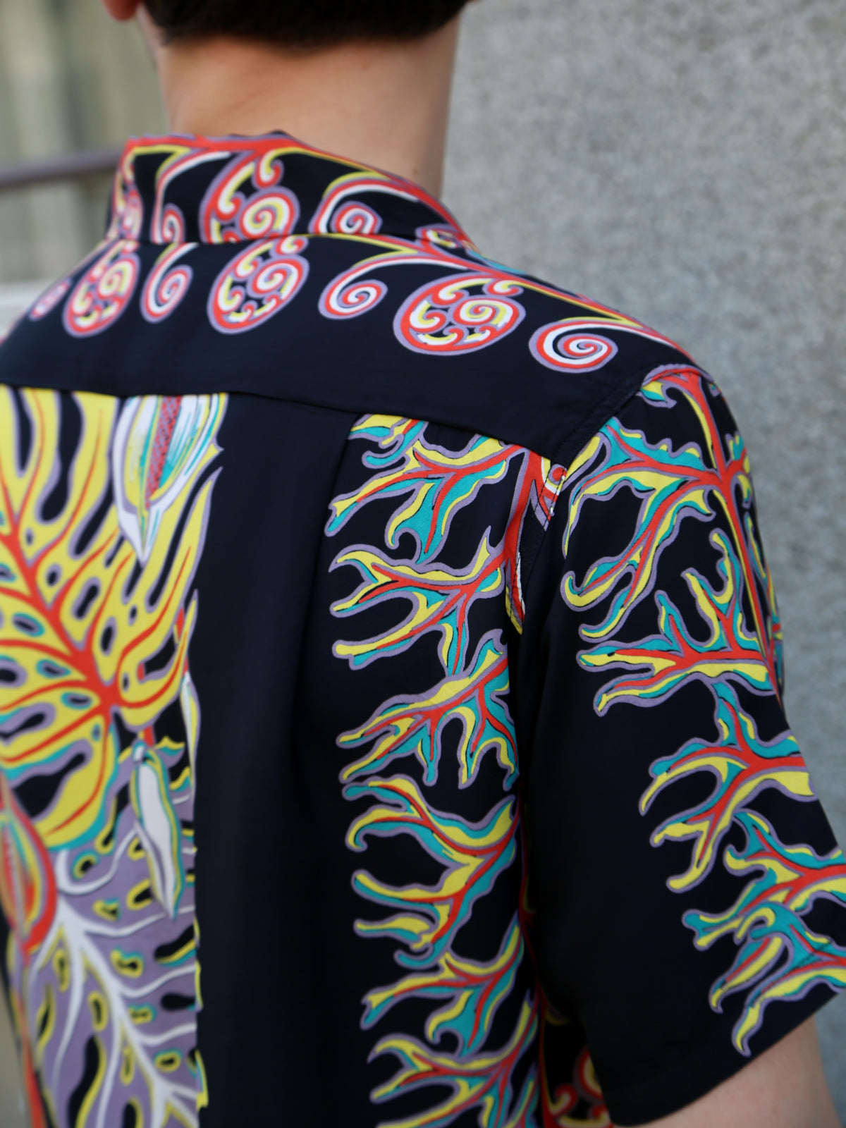 Sugar Cane Sun Surf “Monstera Border” SS Rayon Hawaiian Shirt – Black (SS39622-119)